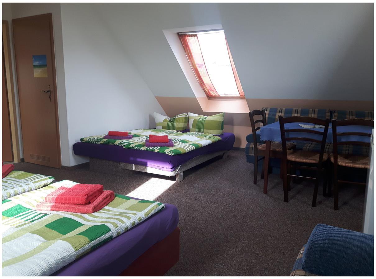 Pension Elmenhorst Elmenhorst/Lichtenhagen Bagian luar foto