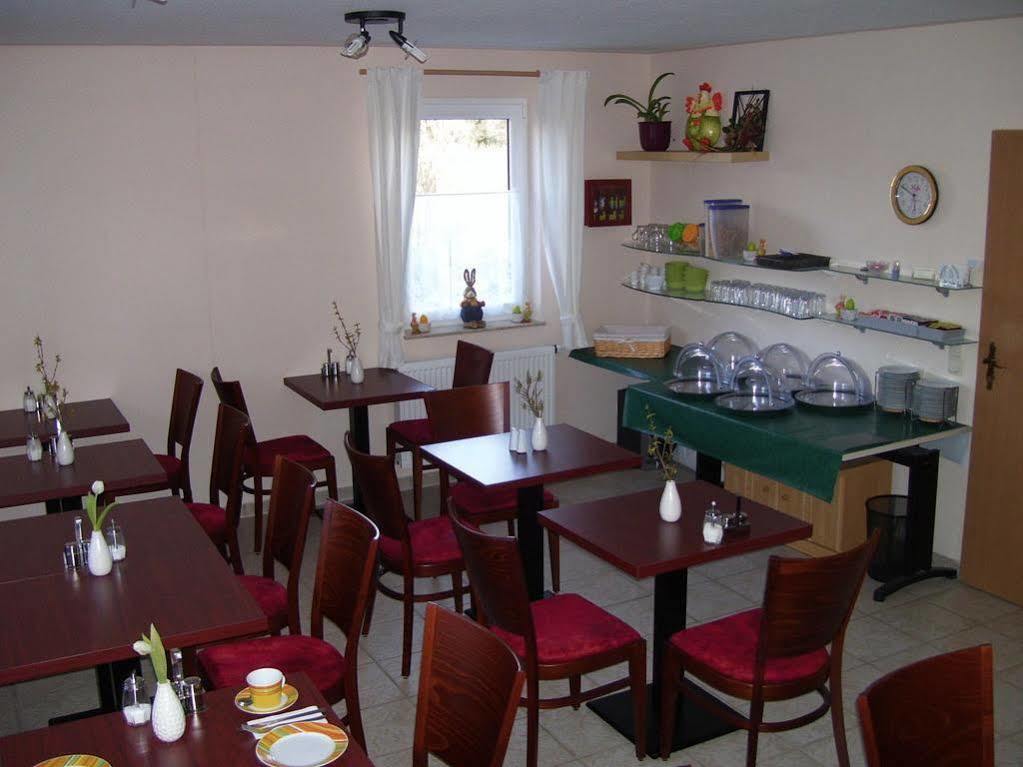 Pension Elmenhorst Elmenhorst/Lichtenhagen Bagian luar foto